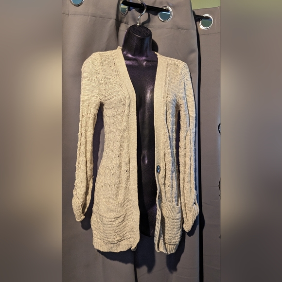 Guess Button Down Cardigan - Picture 1 of 1